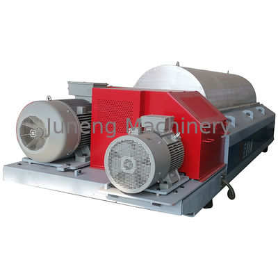 شراء High Capacity 501-1000l/h 3200 RPM Easy To Operate Stainless Steel Decanter Centrifuge for Aging Oil Treatment online manufacture