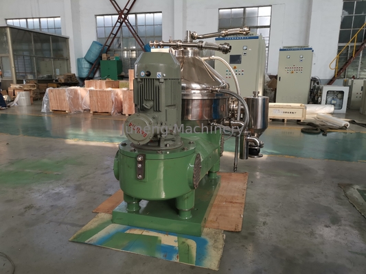 شراء فواصل النفط الصناعية عالية السرعة لمعالجة زيت جوز الهند البكر / الوقود online manufacture